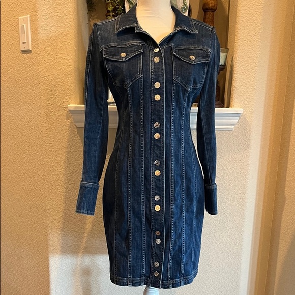 White House Black Market Dresses & Skirts - White House Black Market Snap Up Denim Midi Skirt Size 2